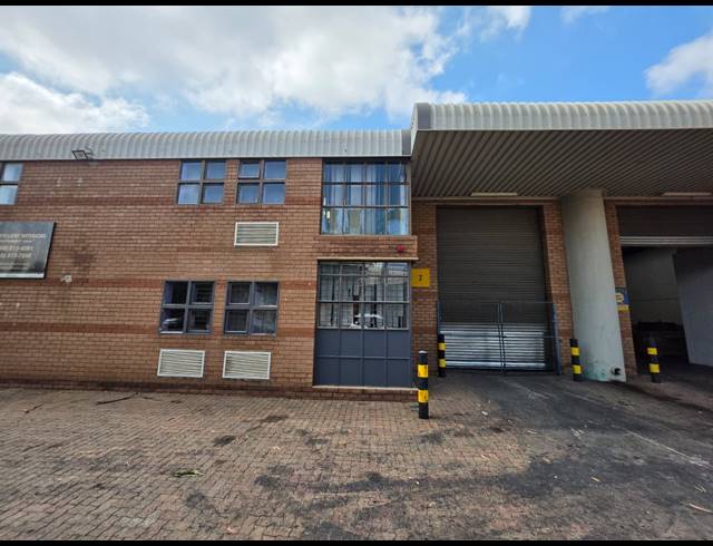 275M² WAREHOUSE TO LET IN STORMILL